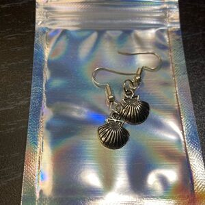 Silver shell earrings